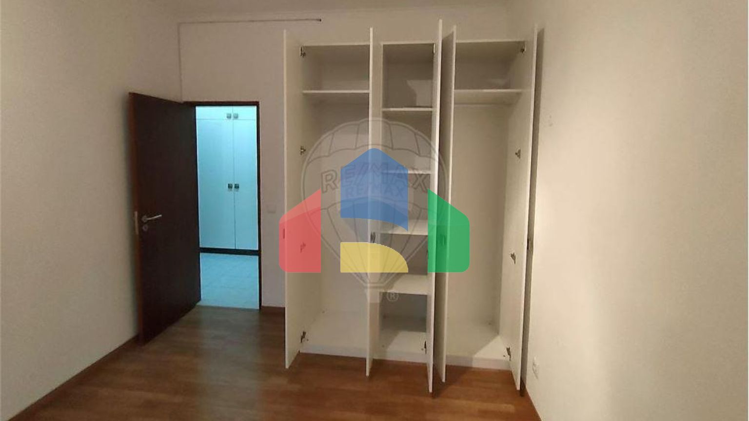 Residential - Condo/Apartment - T2 - Algueirao-Mem Martins, Sintra - PT