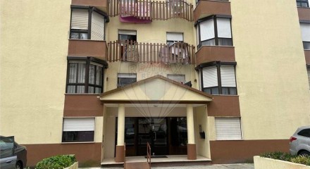 Residential - Condo/Apartment - T2 - Algueirao-Mem Martins, Sintra - PT