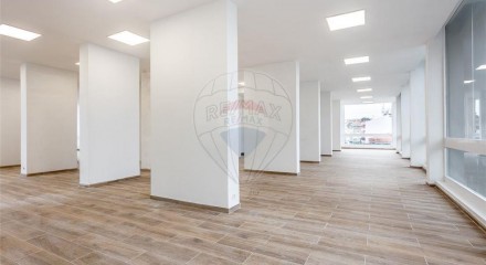 Commercial - Commercial/Retail - Algueirao-Mem Martins, Sintra - PT