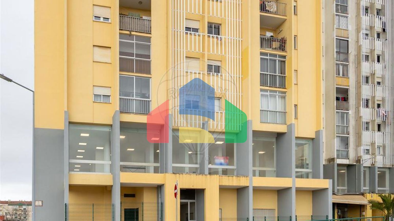 Commercial - Commercial/Retail - Algueirao-Mem Martins, Sintra - PT