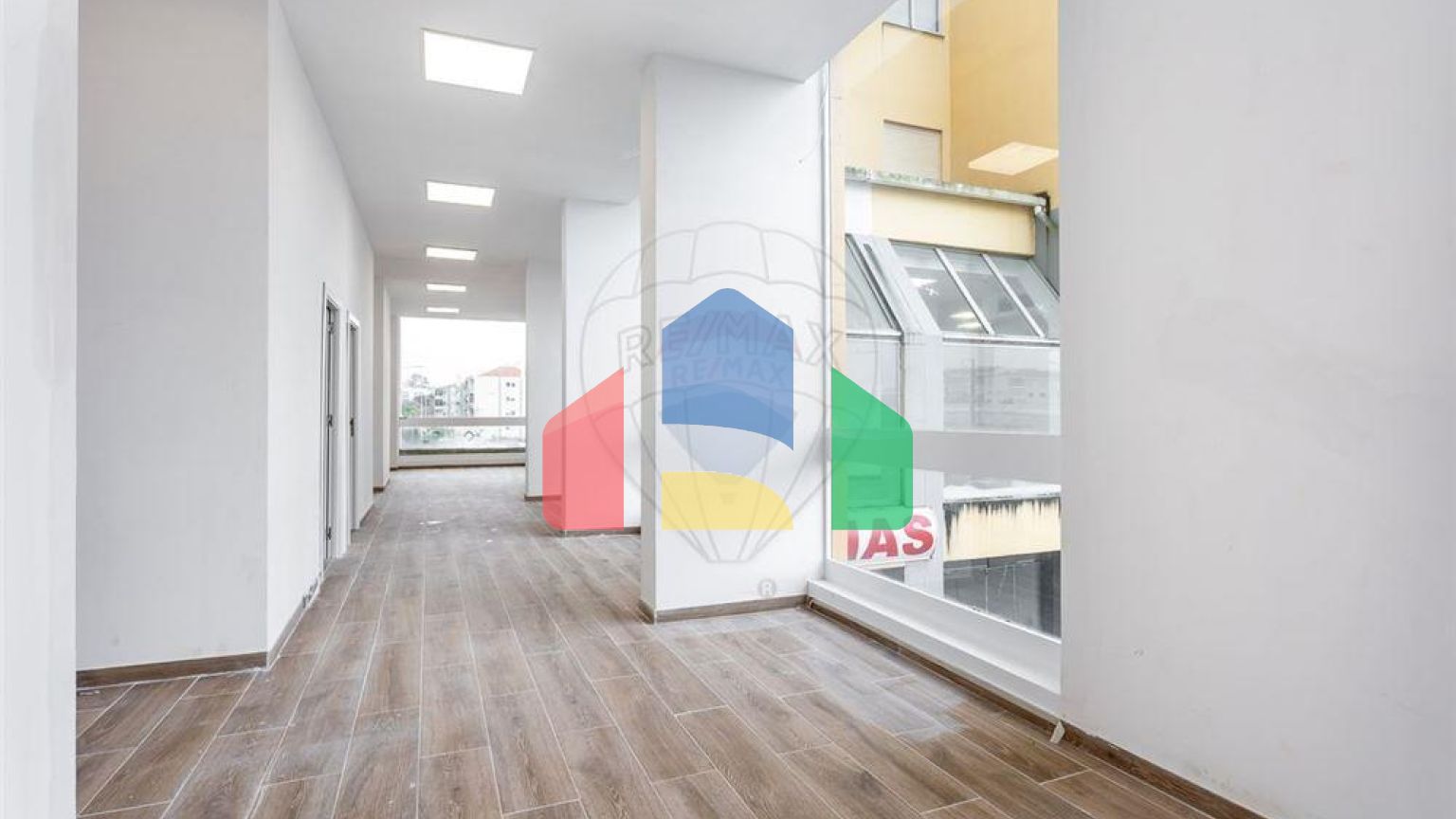 Commercial - Commercial/Retail - Algueirao-Mem Martins, Sintra - PT