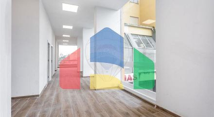 Commercial - Commercial/Retail - Algueirao-Mem Martins, Sintra - PT