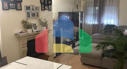 Residential - Condo/Apartment - T2 - Algueirao-Mem Martins, Sintra - PT