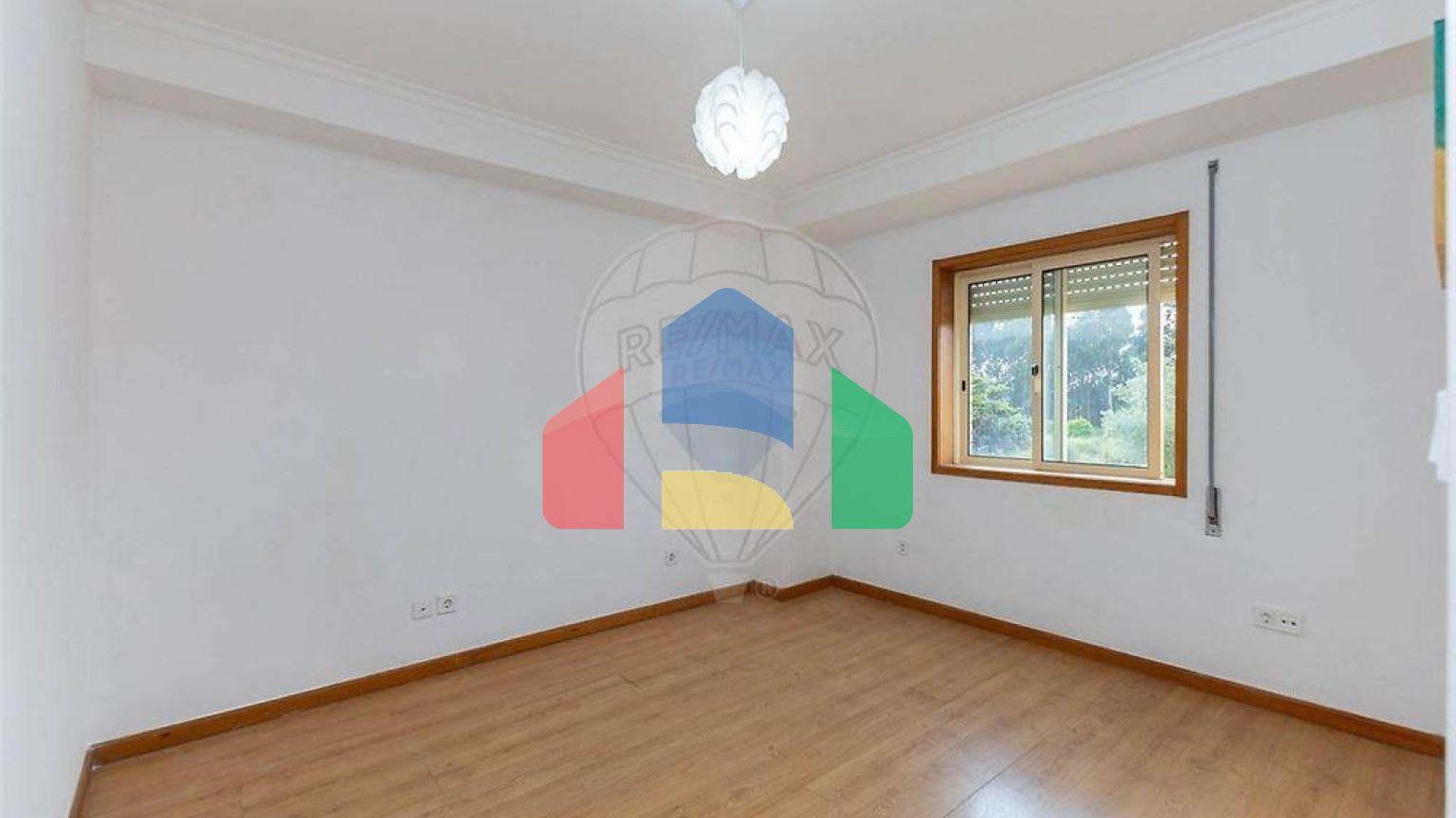 Residential - Condo/Apartment - T2 - Serzedo e Perosinho, Vila Nova de Gaia - PT