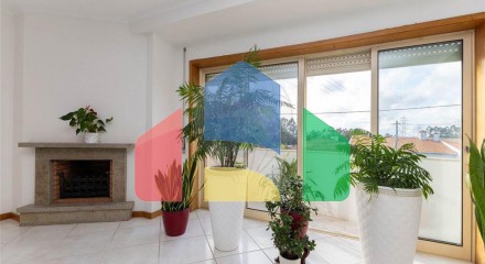 Residential - Condo/Apartment - T2 - Serzedo e Perosinho, Vila Nova de Gaia - PT