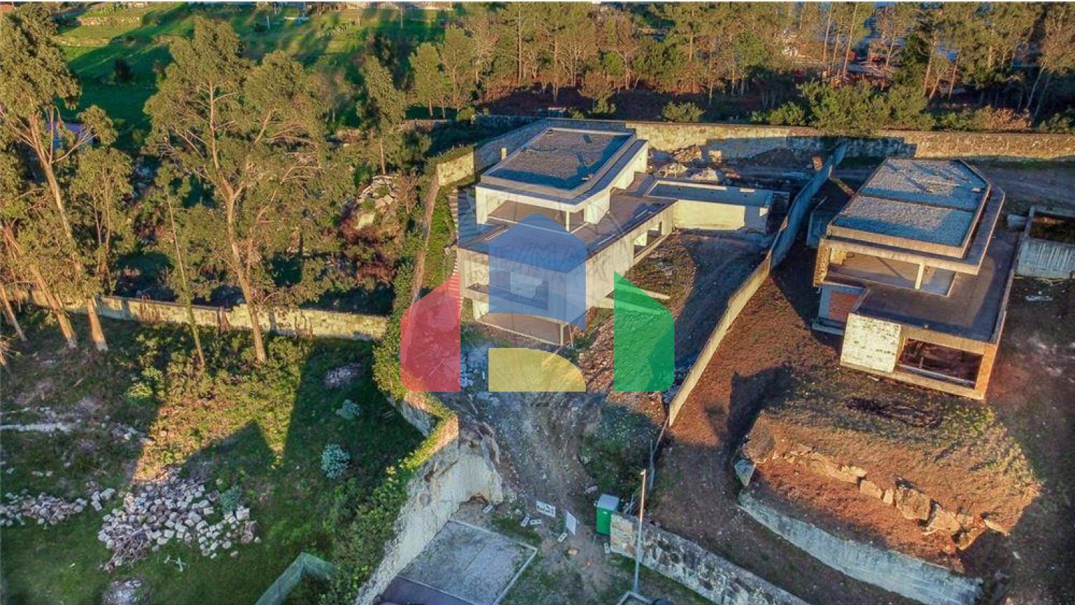 Residential - Single Family Home - T4 - Areosa, Viana do Castelo - PT