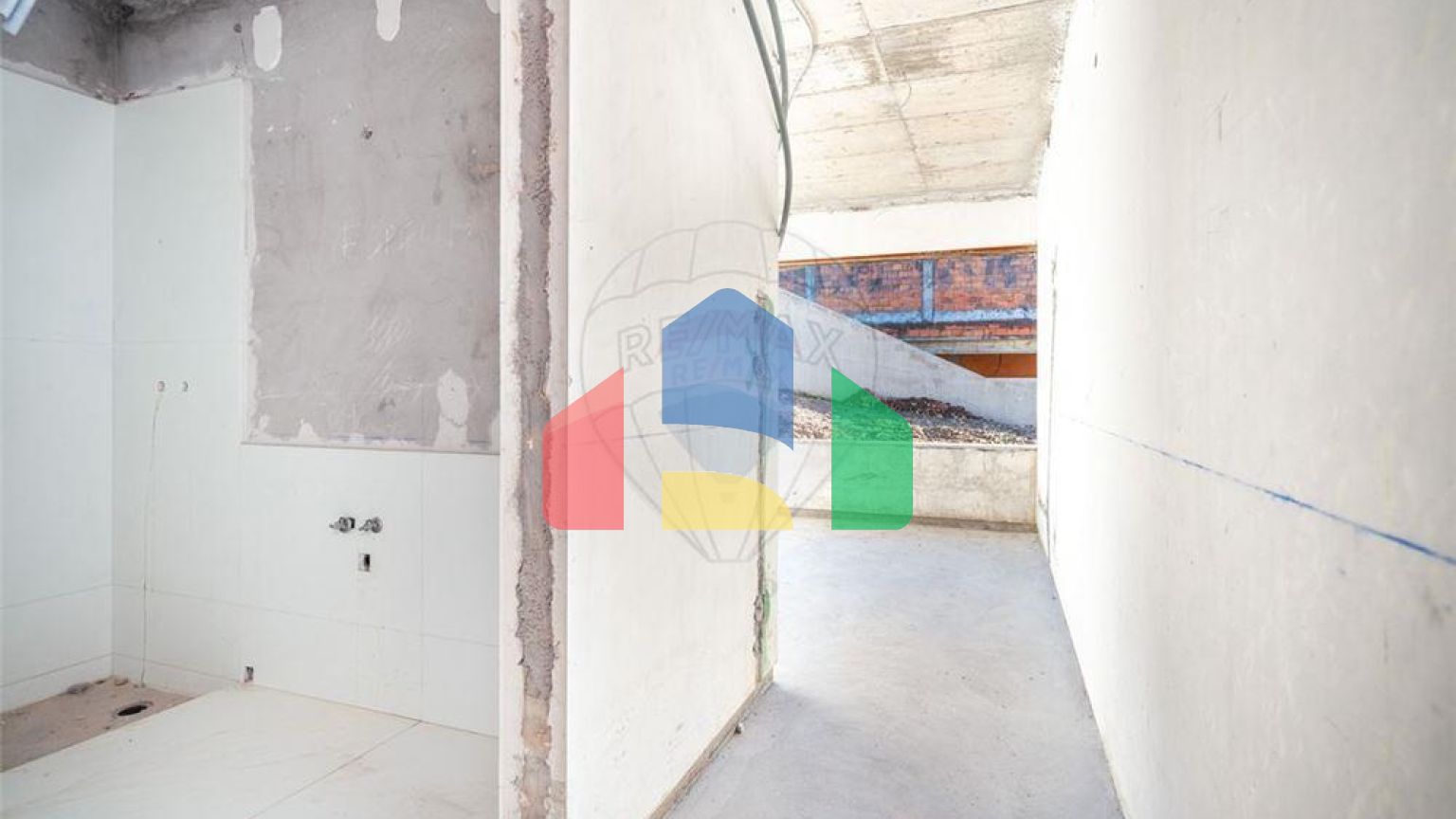 Residential - Single Family Home - T4 - Areosa, Viana do Castelo - PT