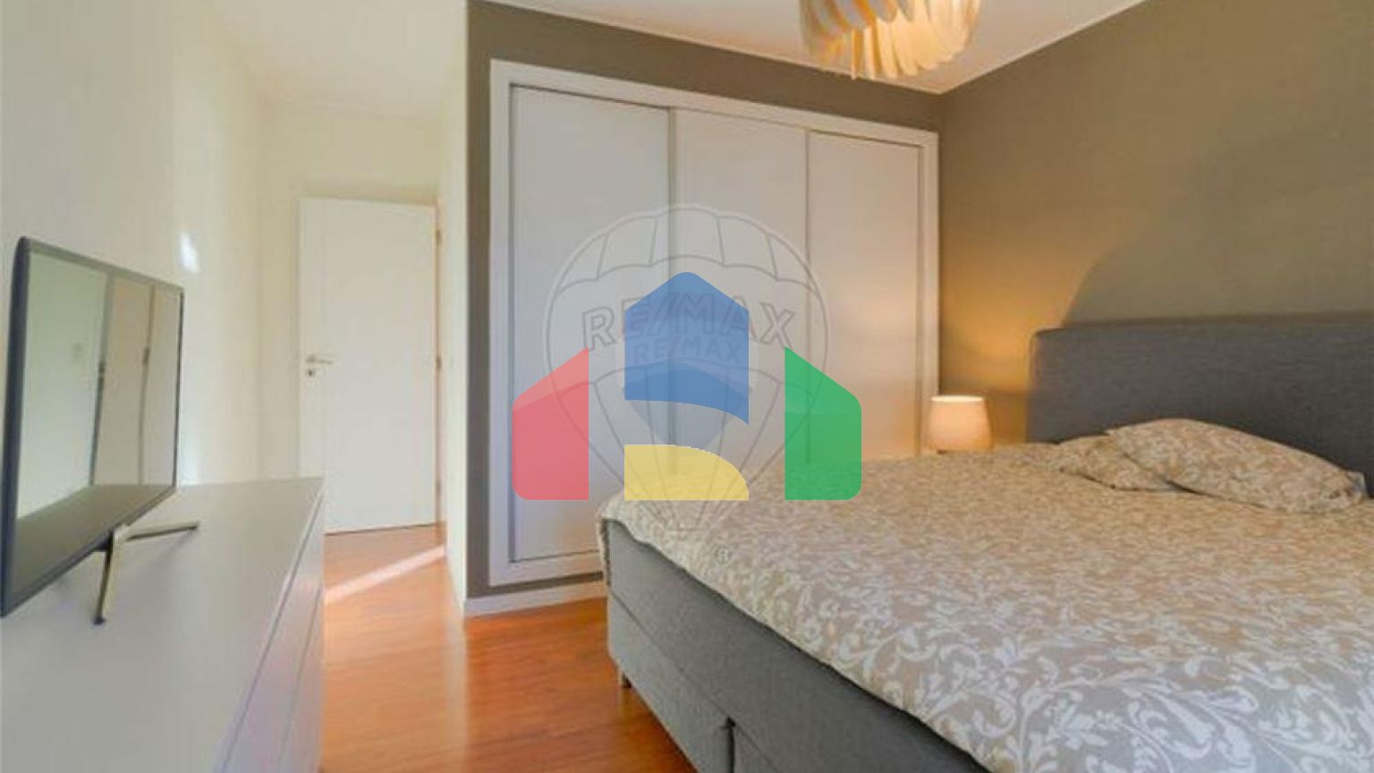 Residential - Condo/Apartment - T1 - Santa Joana, Aveiro - PT