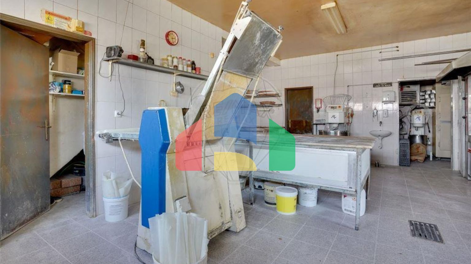 Commercial - Sale of Business - Santa Joana, Aveiro - PT