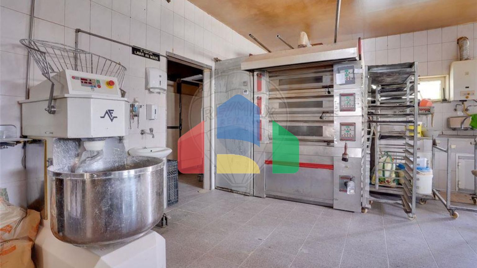 Commercial - Sale of Business - Santa Joana, Aveiro - PT