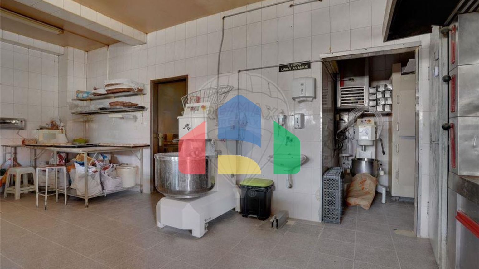 Commercial - Sale of Business - Santa Joana, Aveiro - PT