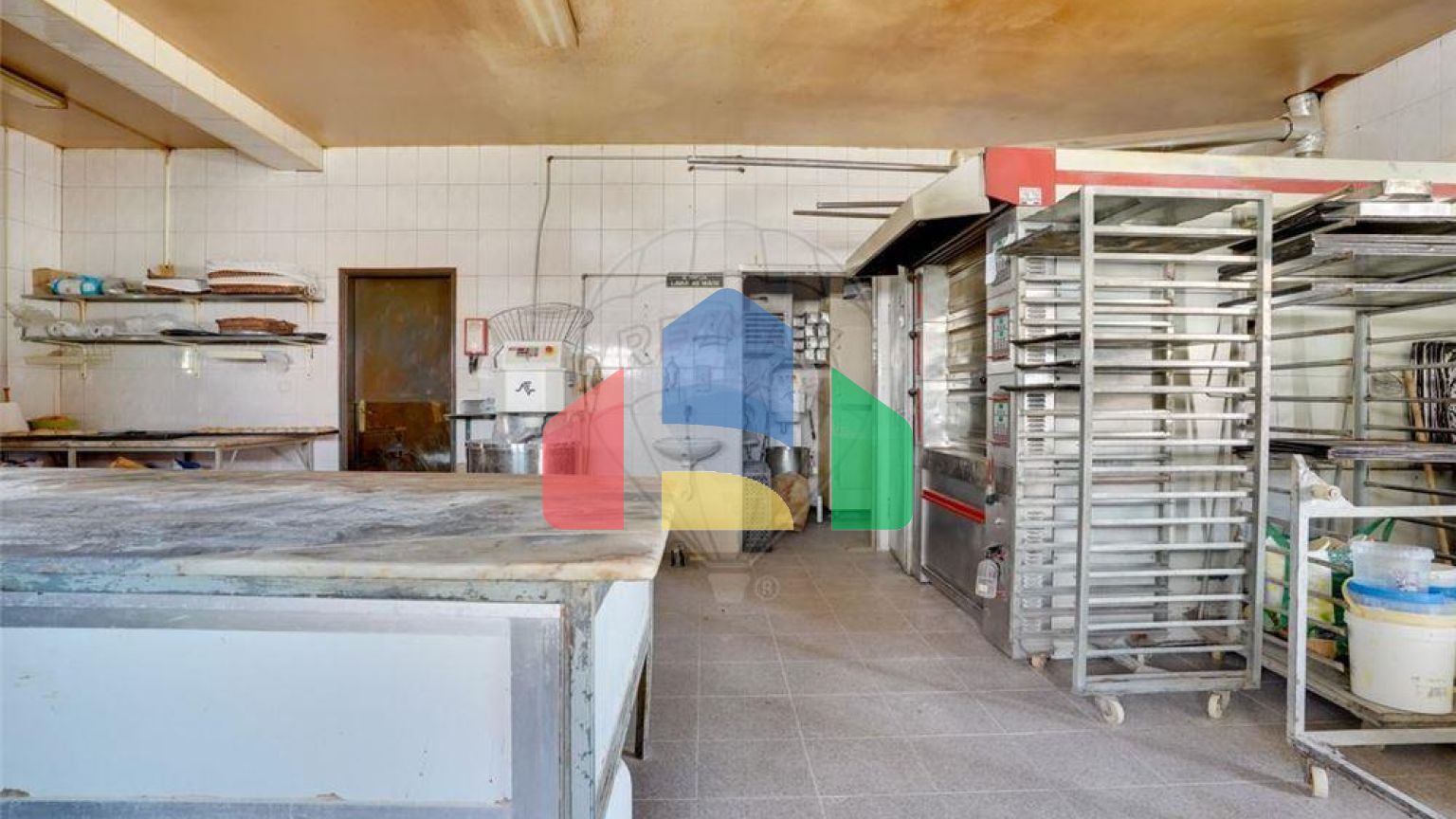 Commercial - Sale of Business - Santa Joana, Aveiro - PT