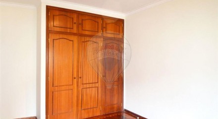 Residential - Condo/Apartment - T2 - Carregado e Cadafais, Alenquer - PT