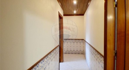 Residential - Condo/Apartment - T2 - Carregado e Cadafais, Alenquer - PT