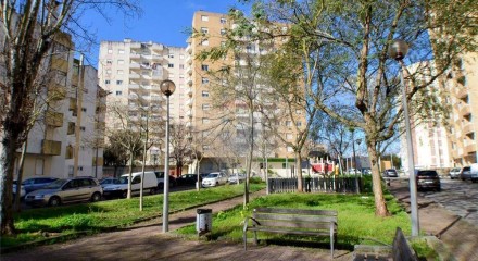 Residential - Condo/Apartment - T2 - Carregado e Cadafais, Alenquer - PT