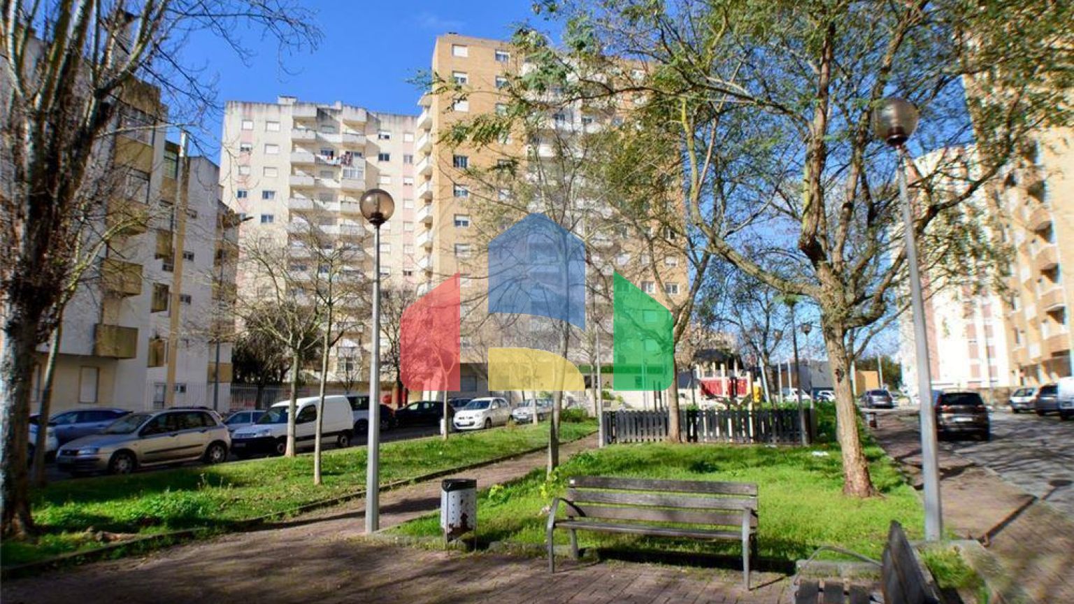 Residential - Condo/Apartment - T2 - Carregado e Cadafais, Alenquer - PT