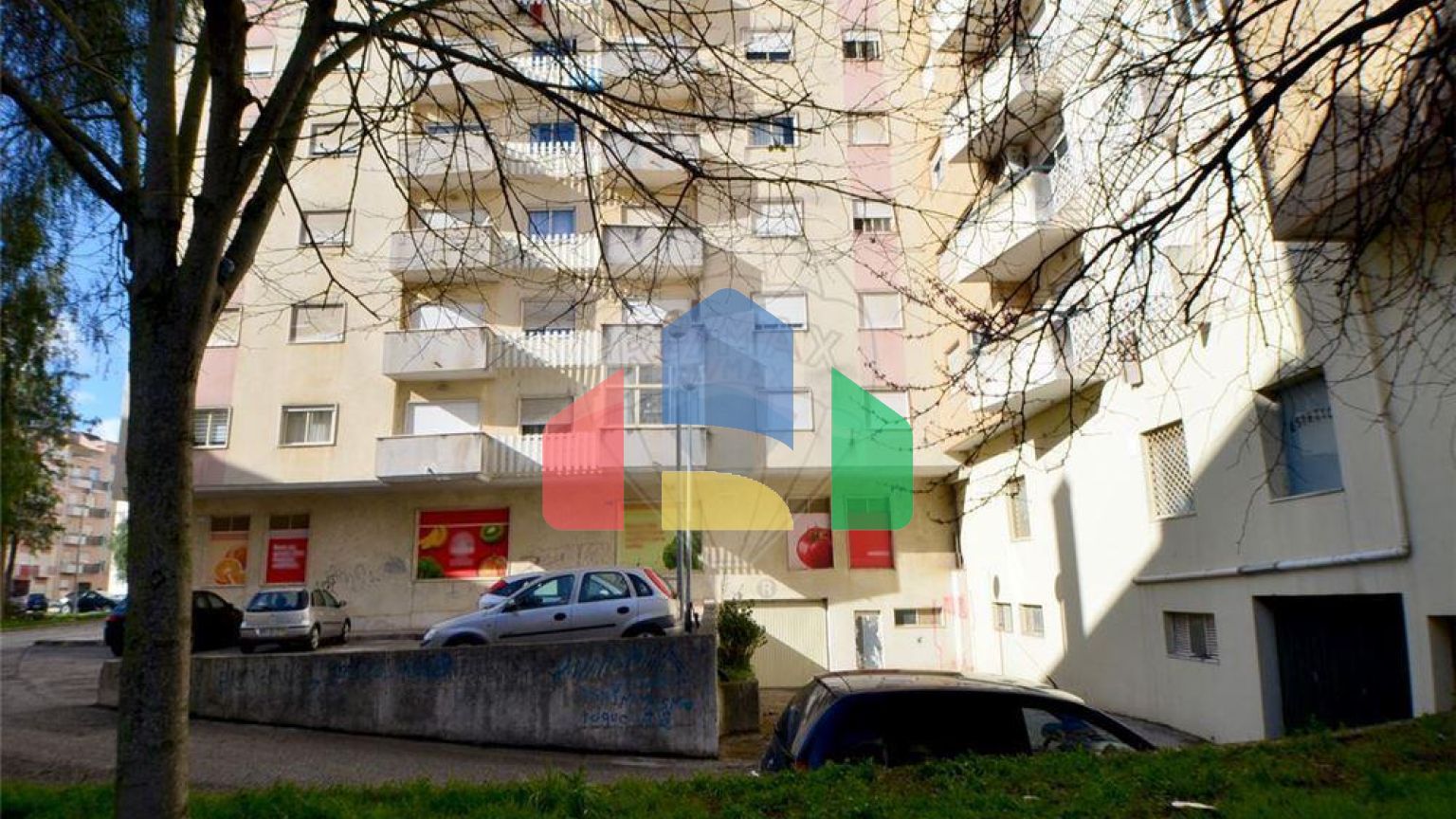 Residential - Condo/Apartment - T2 - Carregado e Cadafais, Alenquer - PT