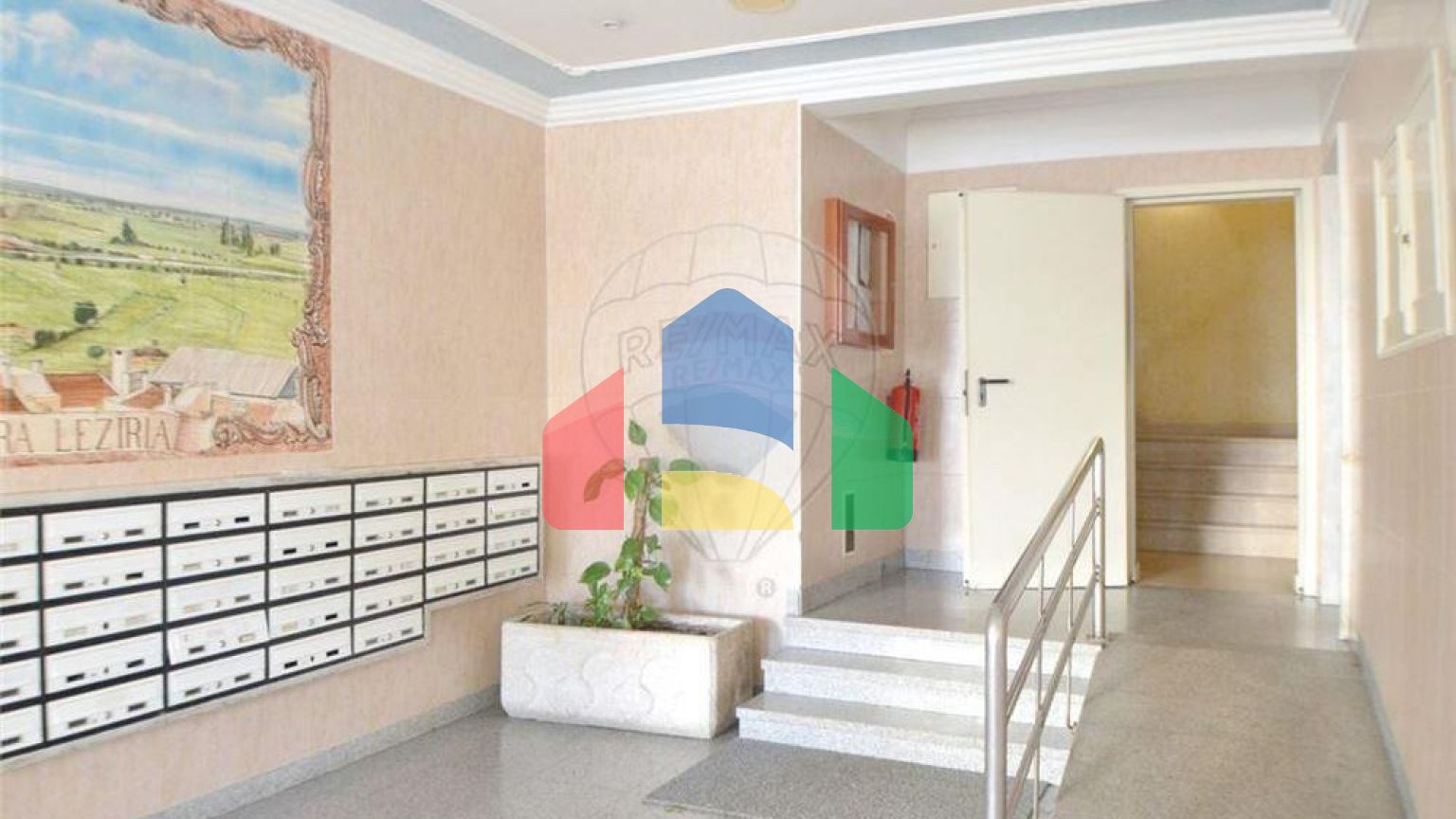 Residential - Condo/Apartment - T2 - Carregado e Cadafais, Alenquer - PT