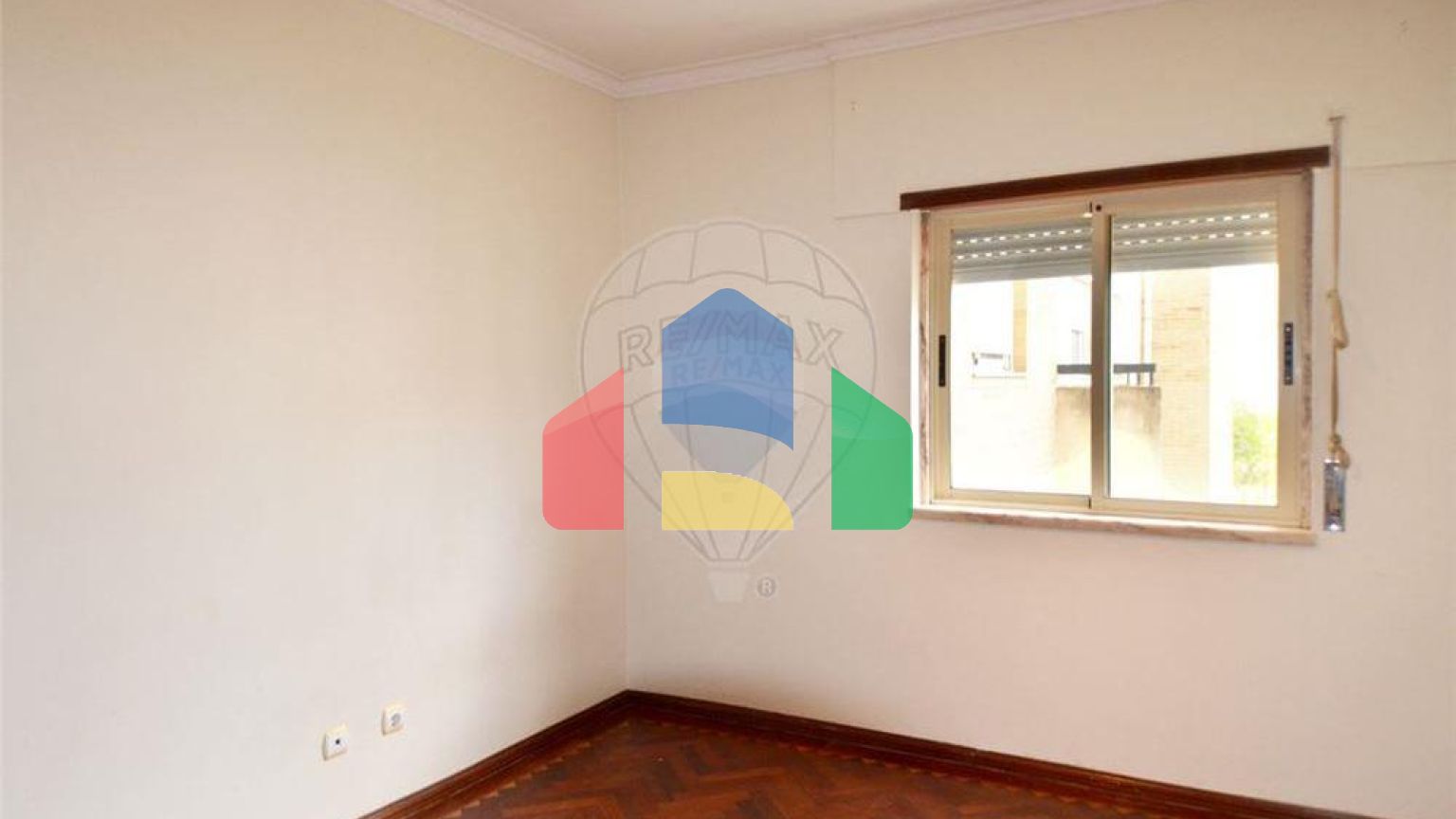 Residential - Condo/Apartment - T2 - Carregado e Cadafais, Alenquer - PT