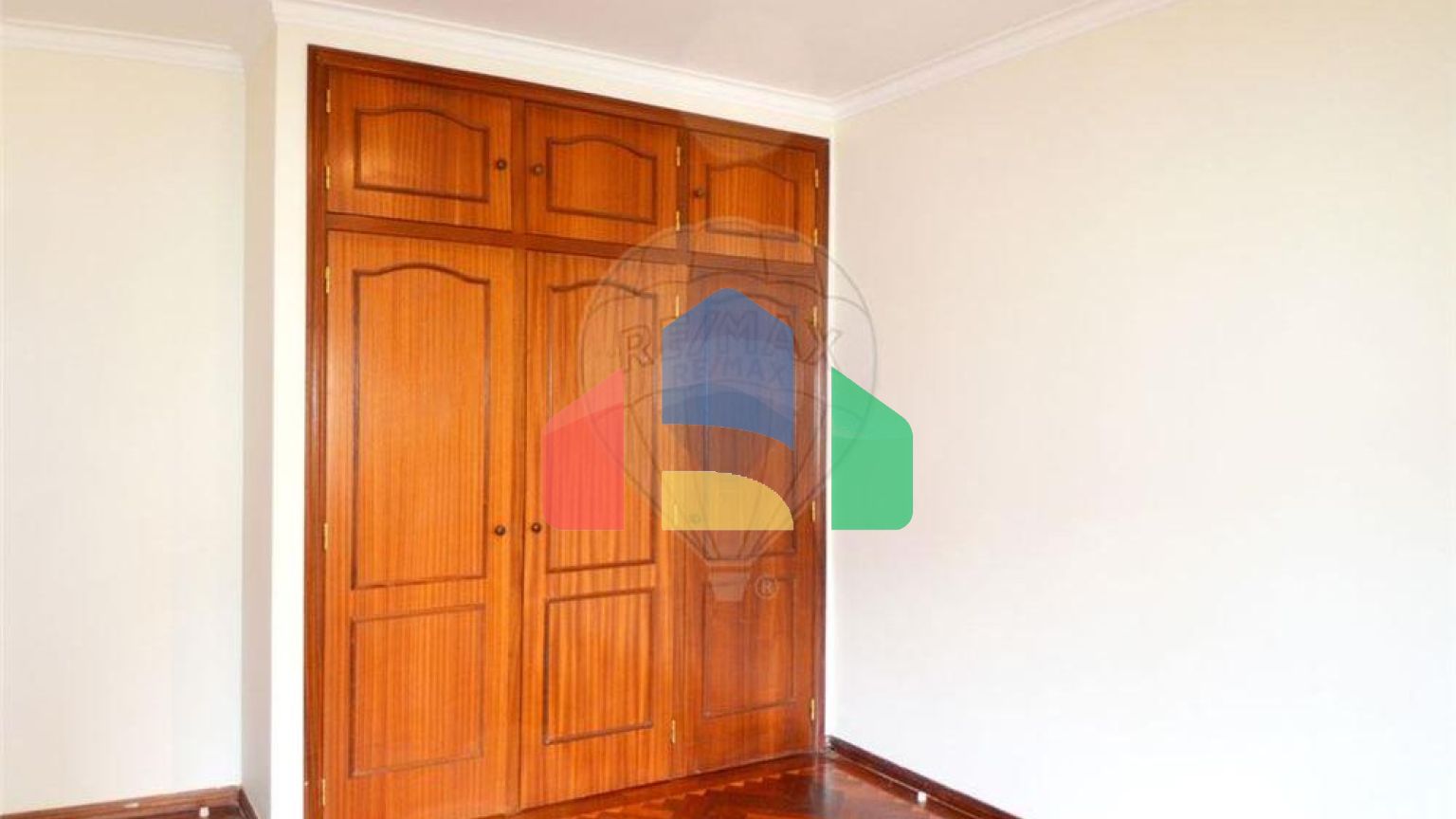 Residential - Condo/Apartment - T2 - Carregado e Cadafais, Alenquer - PT