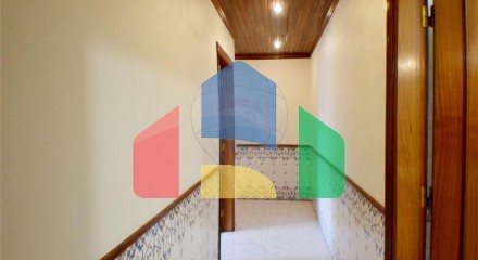 Residential - Condo/Apartment - T2 - Carregado e Cadafais, Alenquer - PT