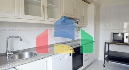 Residential - Condo/Apartment - T2 - Carregado e Cadafais, Alenquer - PT