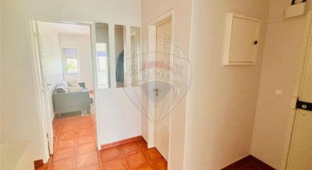 Residential - Condo/Apartment - T3 - Carregado e Cadafais, Alenquer - PT