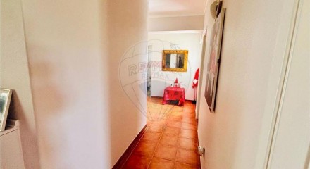 Residential - Condo/Apartment - T3 - Carregado e Cadafais, Alenquer - PT