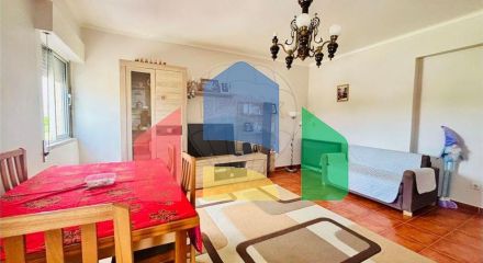 Residential - Condo/Apartment - T3 - Carregado e Cadafais, Alenquer - PT