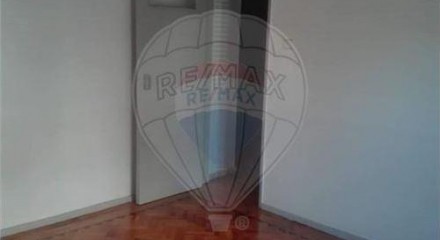 Residential - Condo/Apartment - T3 - Falagueira - Venda Nova, Amadora - PT