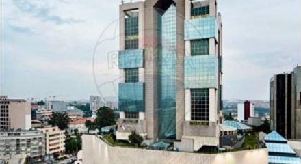Commercial - Office - Lordelo do Ouro e Massarelos, Oporto - PT