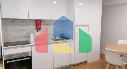 Residential - Condo/Apartment - Lordelo do Ouro e Massarelos, Oporto - PT