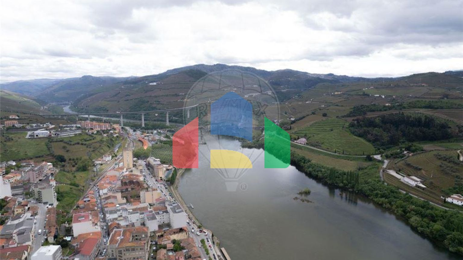 Residential - Single Family Home - T2 - Peso da Régua e Godim, Peso da Regua - PT