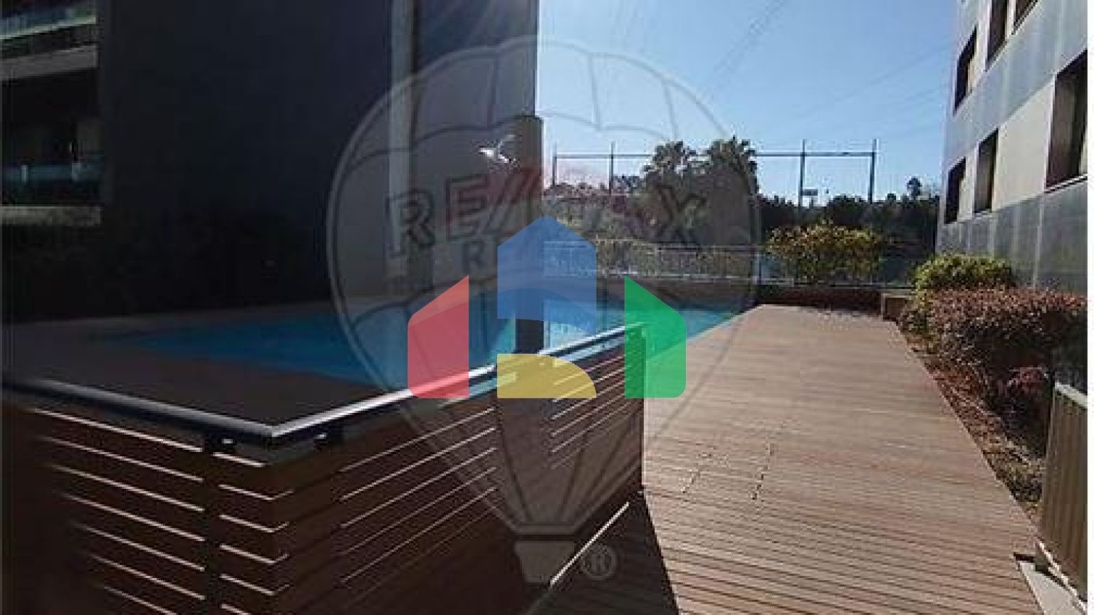 Residential - Condo/Apartment - T3 - Sacavém e Prior Velho, Loures - PT