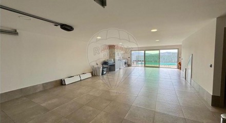 Residential - Single Family Home - T3 - Esporoes, Braga - PT