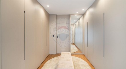 Residential - Single Family Home - T3 - Esporoes, Braga - PT