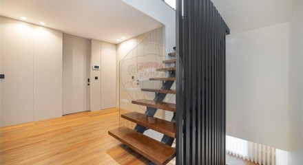 Residential - Single Family Home - T3 - Esporoes, Braga - PT