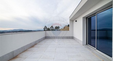 Residential - Single Family Home - T3 - Esporoes, Braga - PT