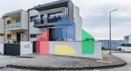 Residential - Single Family Home - T3 - Esporoes, Braga - PT