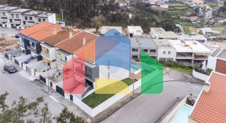Residential - Single Family Home - T3 - Esporoes, Braga - PT