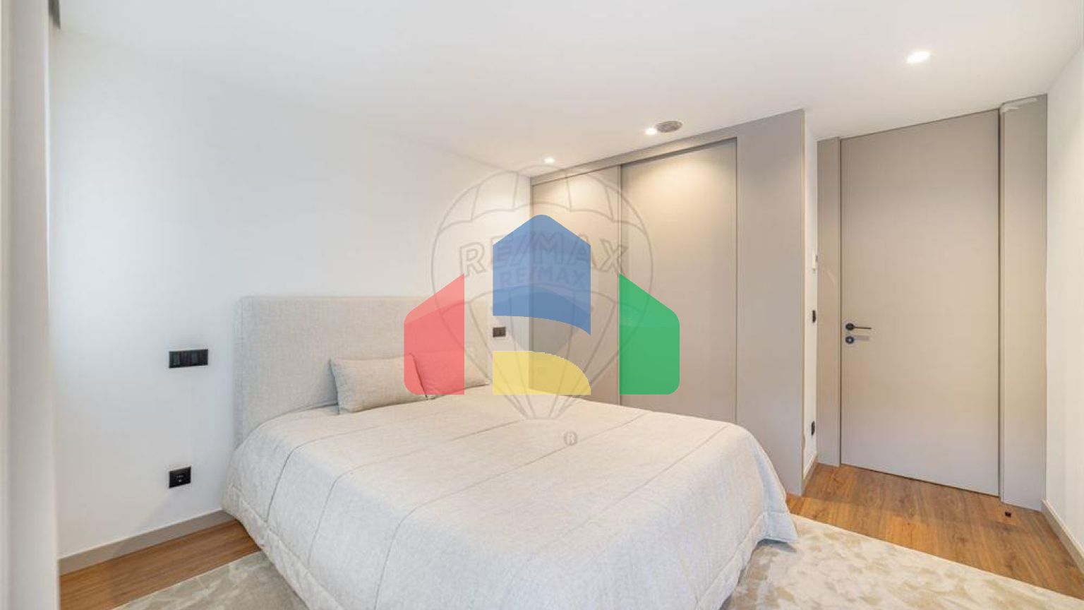 Residential - Single Family Home - T3 - Esporoes, Braga - PT