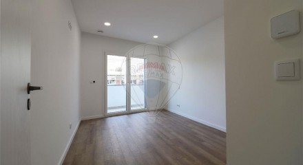 Residential - Condo/Apartment - T4 - Pombal, Pombal - PT