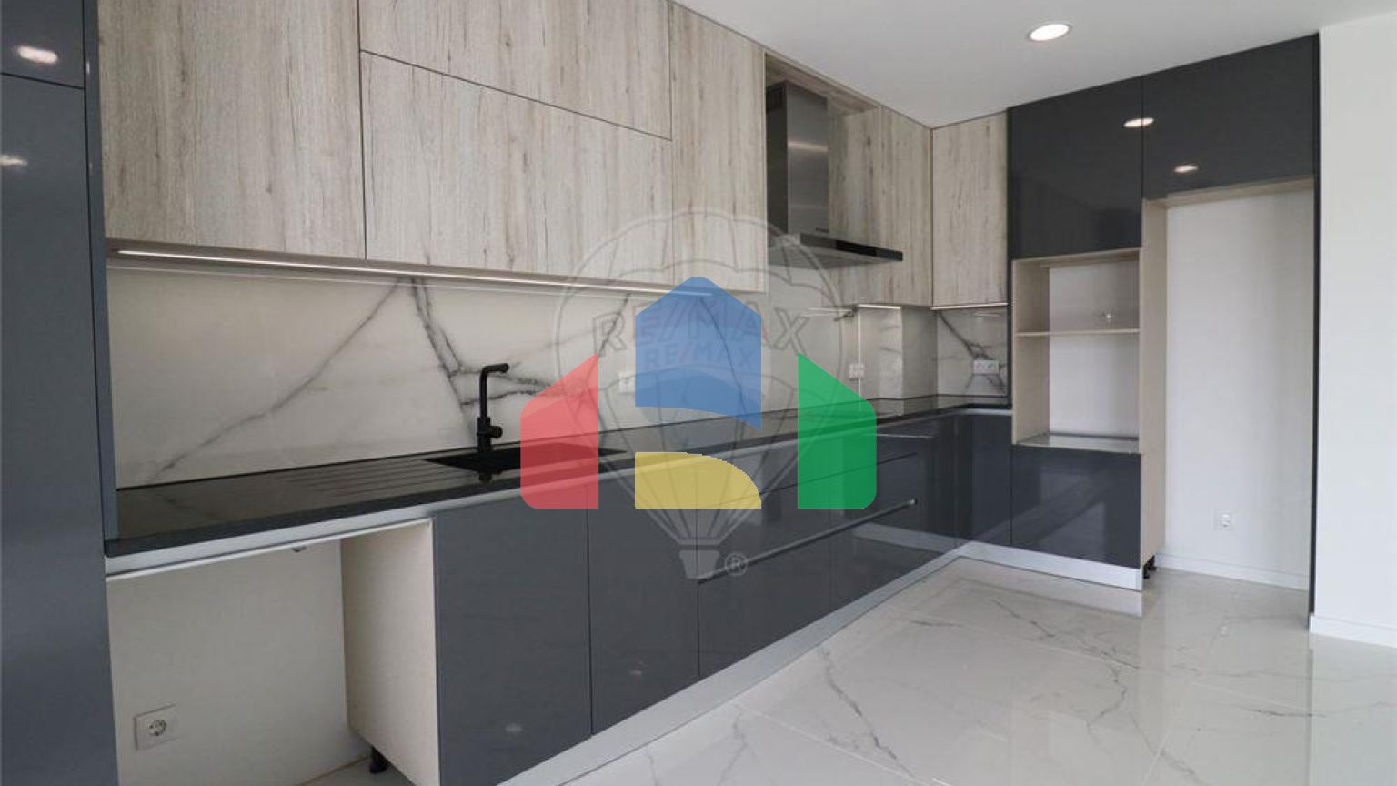 Residential - Condo/Apartment - T4 - Pombal, Pombal - PT