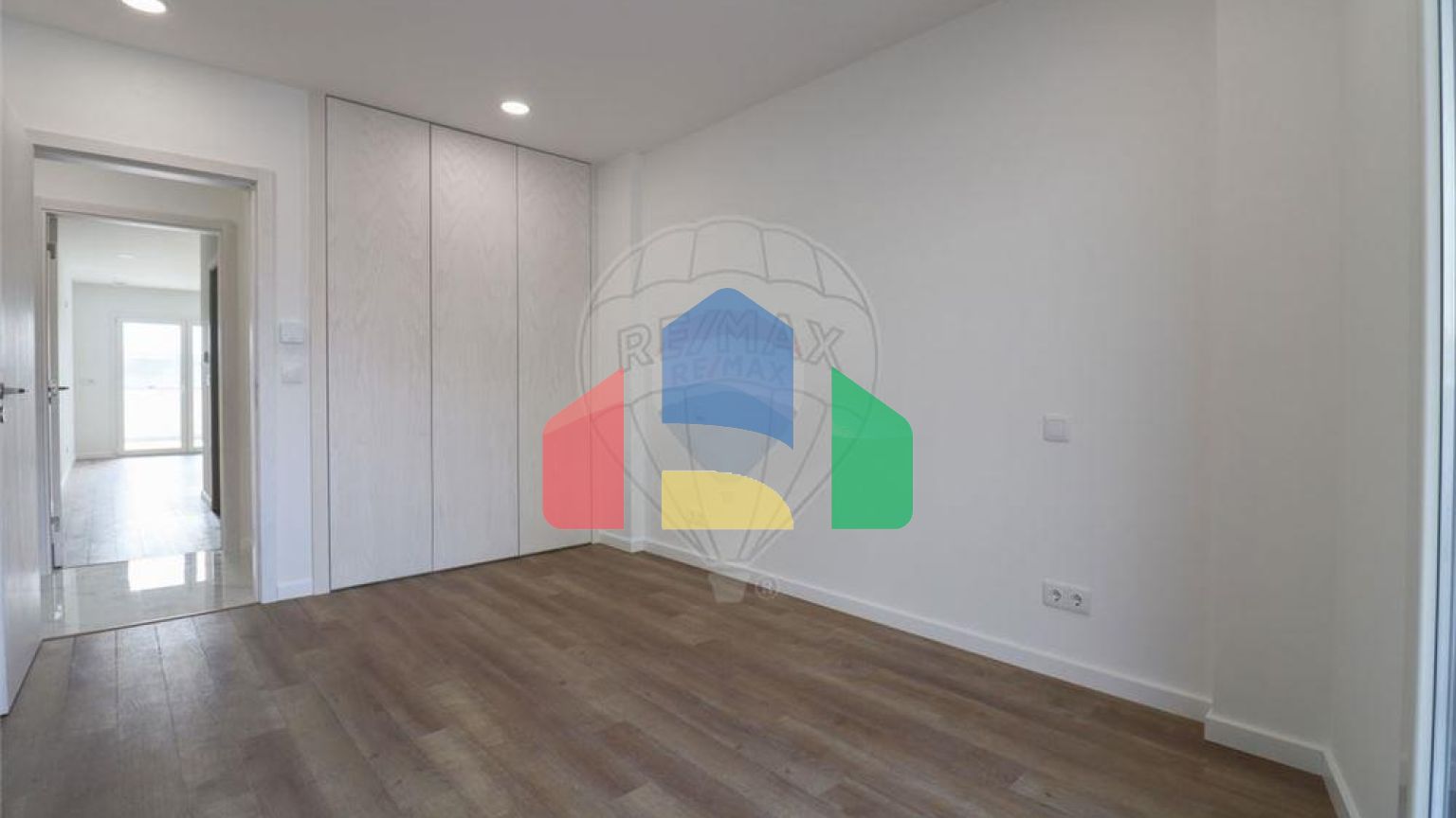 Residential - Condo/Apartment - T4 - Pombal, Pombal - PT