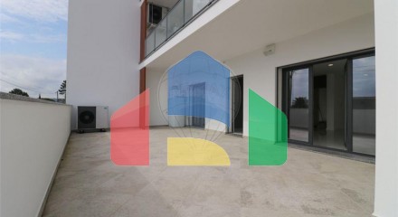 Residential - Condo/Apartment - T4 - Pombal, Pombal - PT