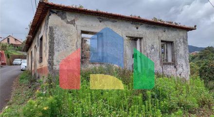 Residential - Single Family Home - T3 - Sao Jorge, Santana - PT