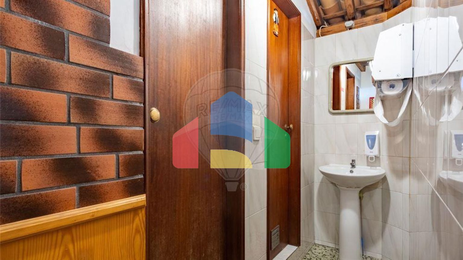 Commercial - Sale of Business - Recardães e Espinhel, Agueda - PT