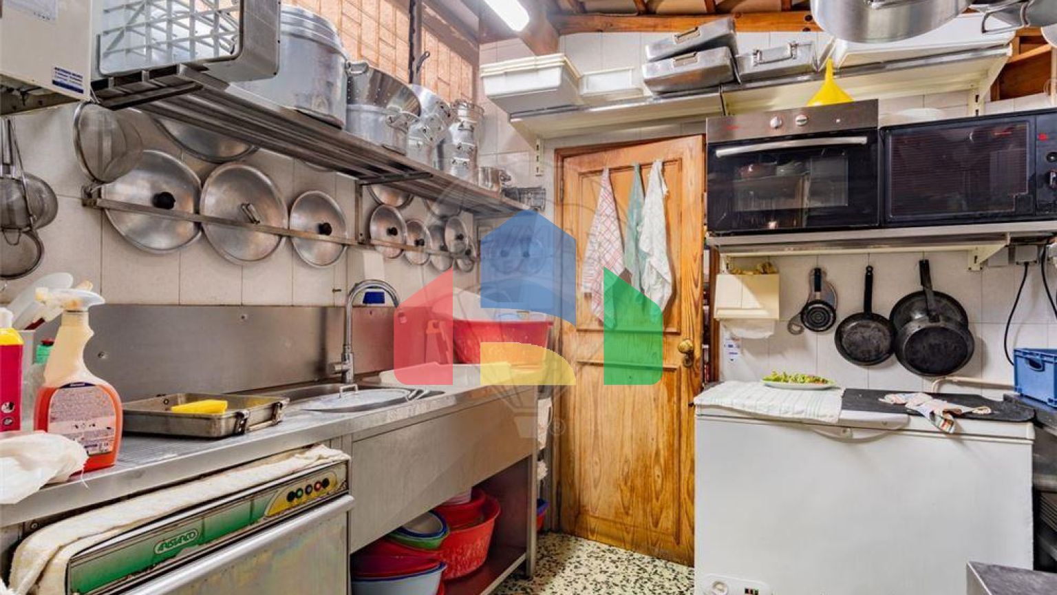 Commercial - Sale of Business - Recardães e Espinhel, Agueda - PT