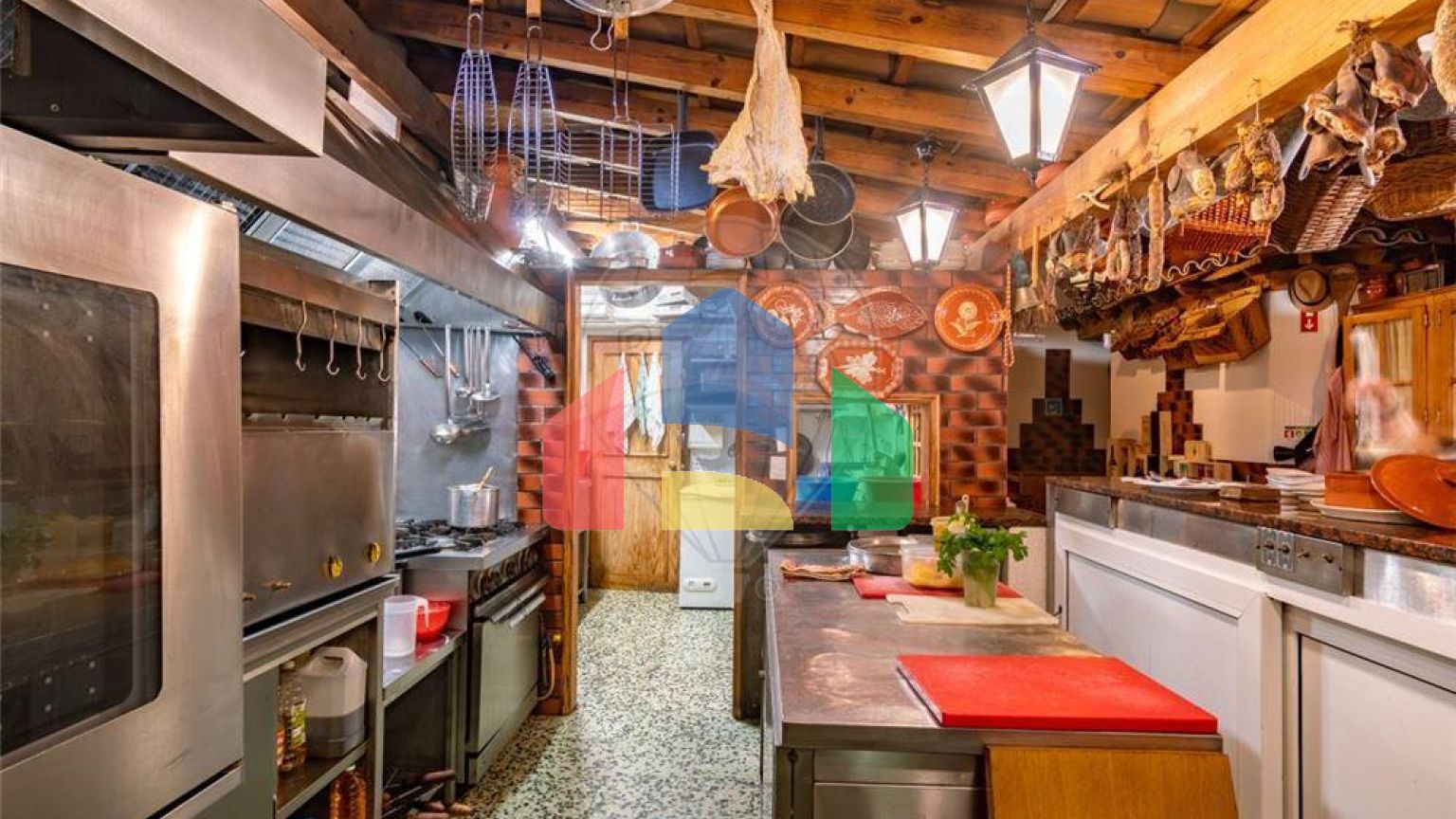 Commercial - Sale of Business - Recardães e Espinhel, Agueda - PT