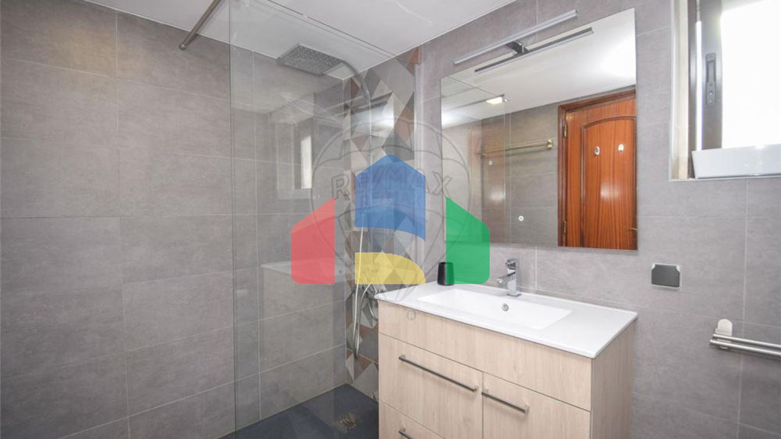 Residential - Condo/Apartment - T1 - Cacém e São Marcos, Sintra - PT